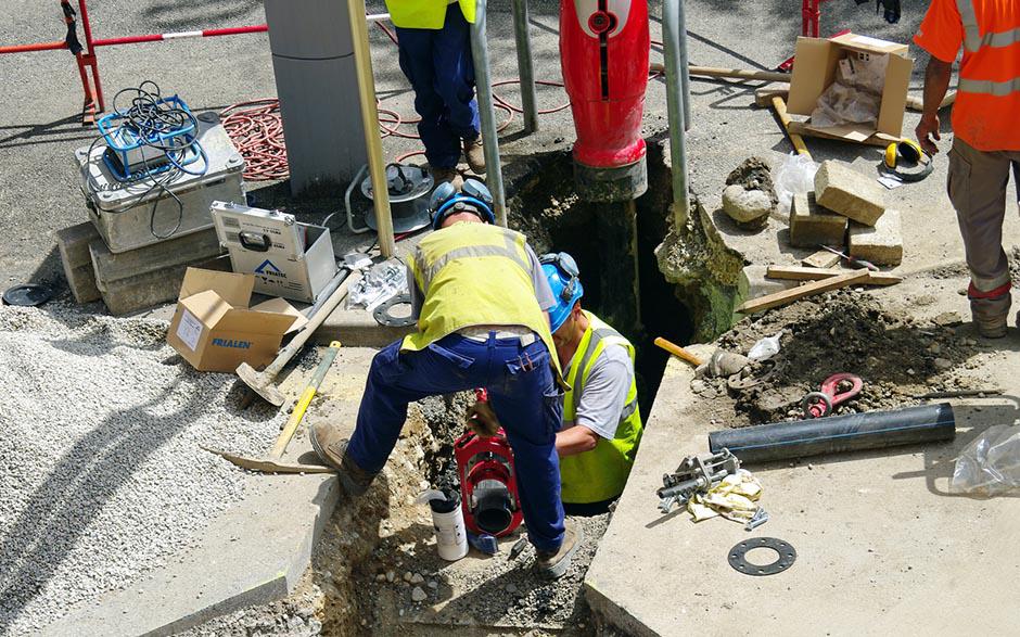 comment déboucher une douche Montfermeil